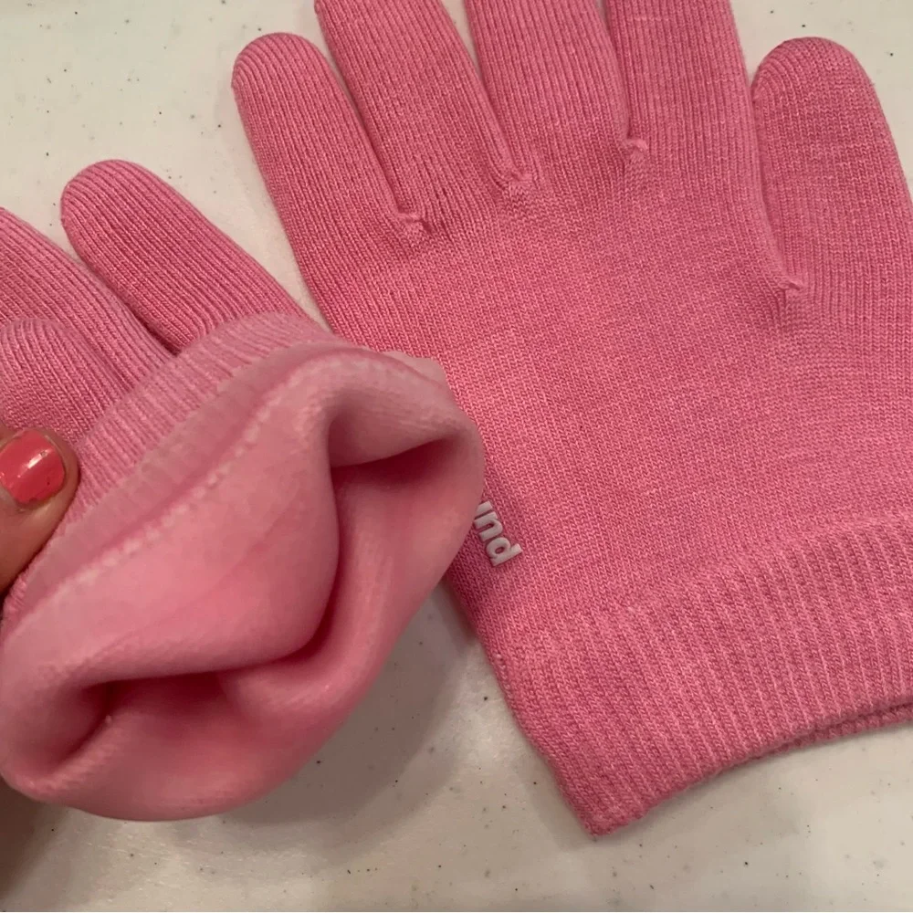 Pure Code. Pink hydrating gloves. NWT.